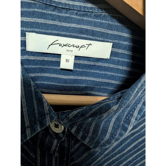 Foxcroft Womens Blue Pinstripe Button-Down Shirt Size 10 Long Sleeve - Picture 5 of 8